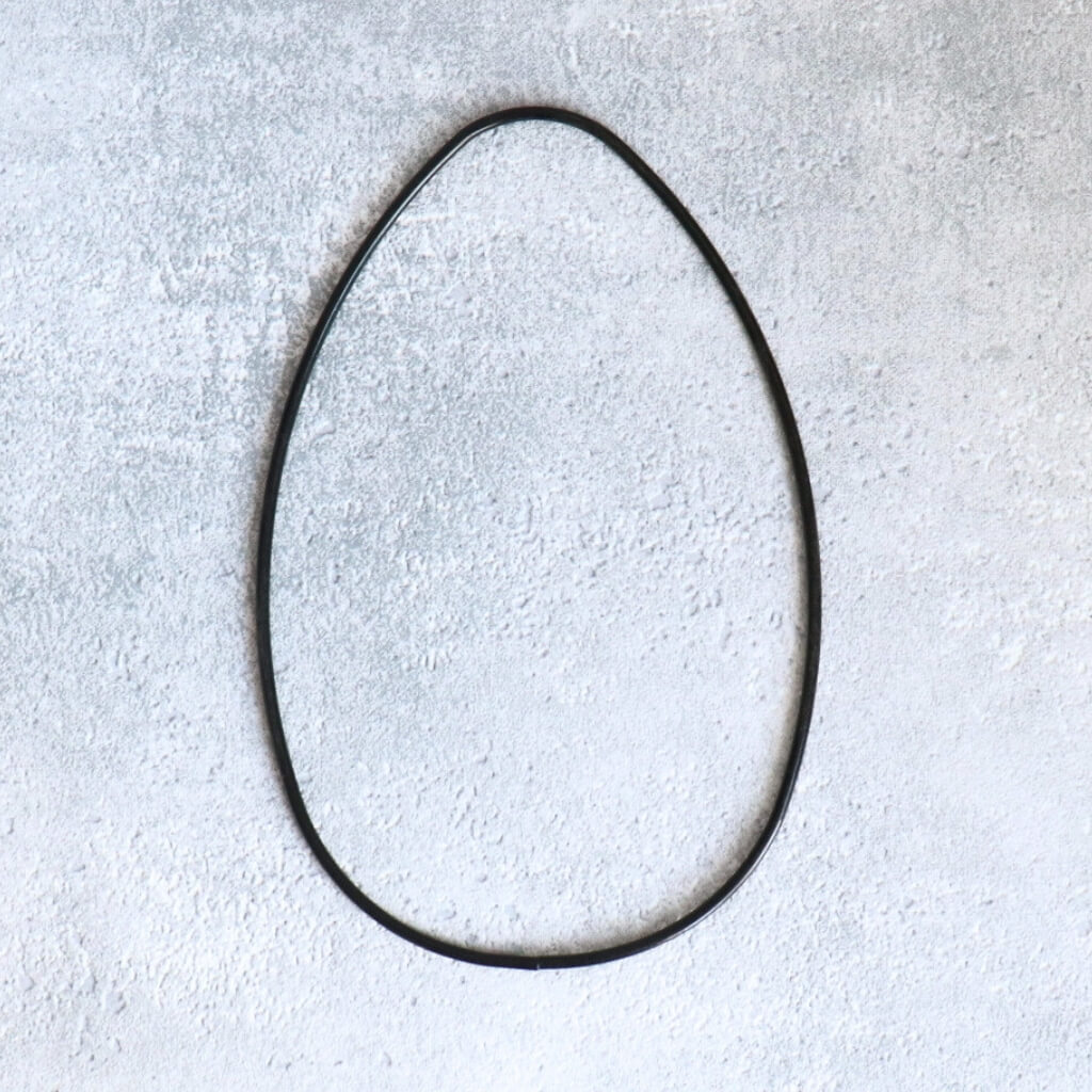 Dekorační kruh vajíčko – černá, 27 cm, kovový základ pro moderní velikonoční dekorace